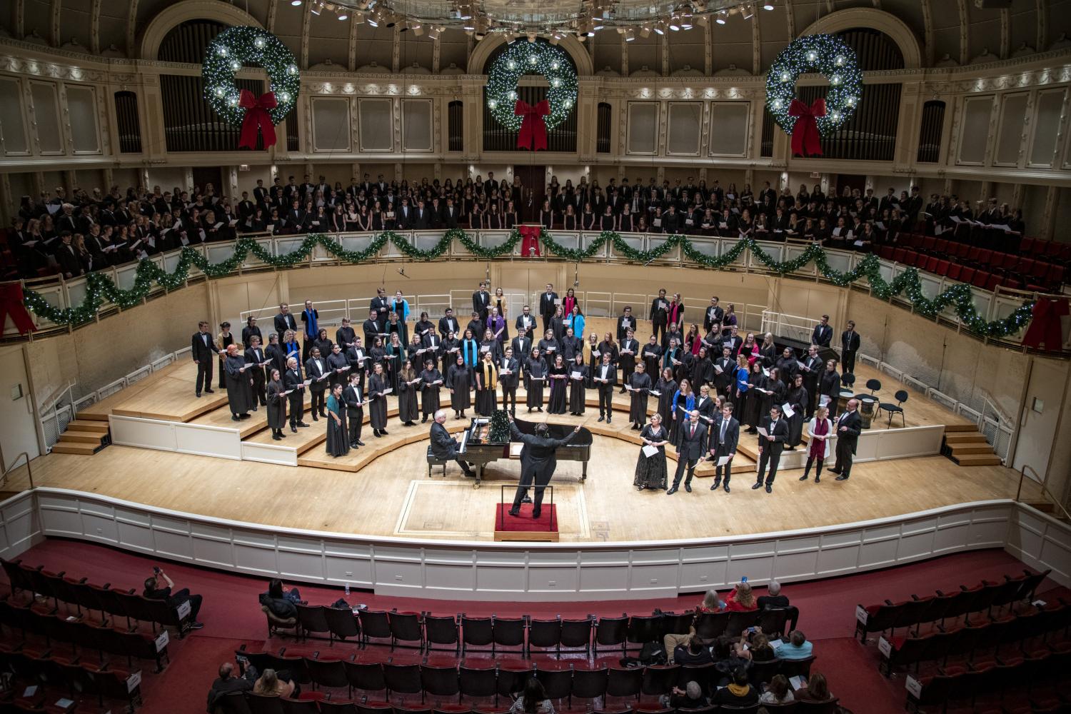 <a href='http://qojo.ngskmc-eis.net'>全球十大赌钱排行app</a>合唱团在芝加哥交响音乐厅演出.
